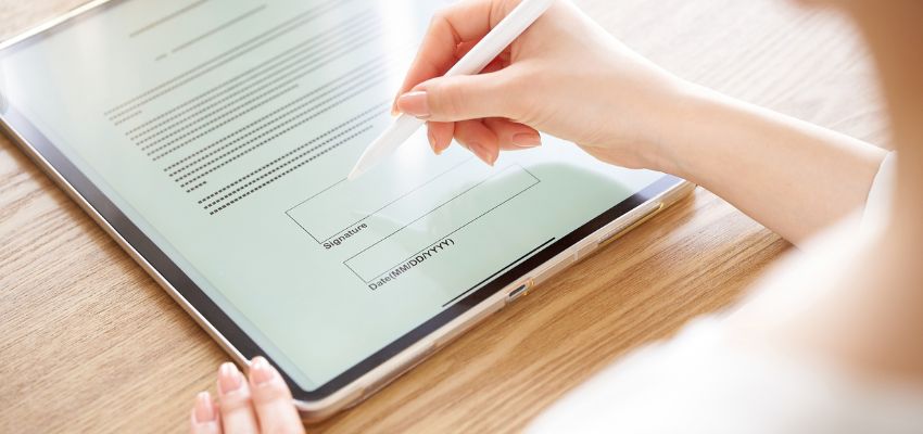 firma electrónica para la administración pública (3) Ahora los documentos pueden firmarse, verificarse y tramitarse en cuestión de minutos, incluso entre distintos organismos.