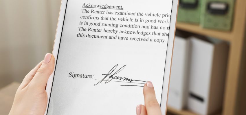 firma encriptada (3) Un documento con una firma encriptada.
