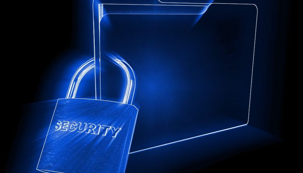 Representación visual de lo que es el cifrado de archivos con una carpeta azul neón y un candado con la etiqueta de seguridad, que destaca la seguridad de los datos.