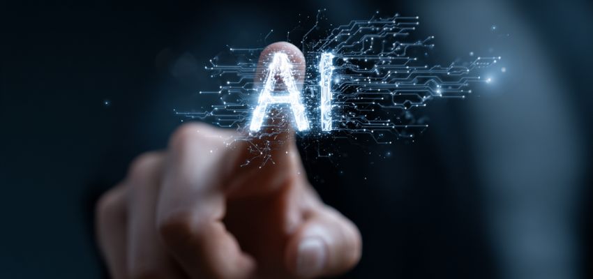 ai vs automatización (3) La inteligencia artificial (IA) es una imitación de la inteligencia humana, que aprende, razona y se adapta en función de los datos.