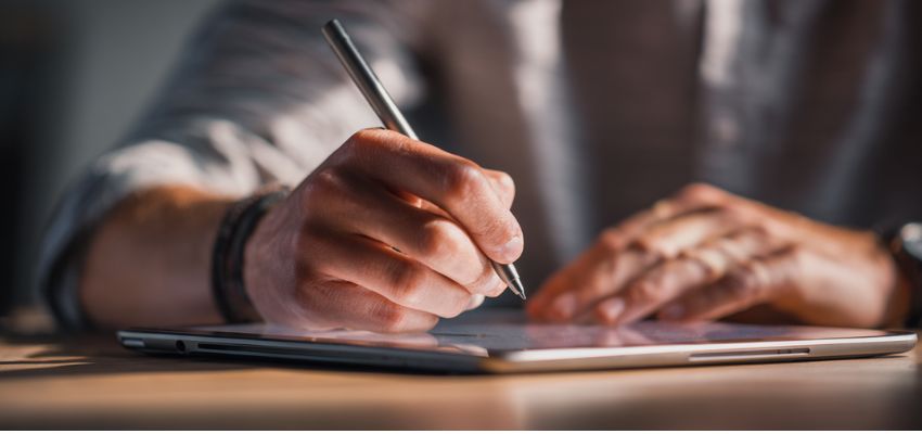 Con la firma electrónica personalizada, los trabajos que antes llevaban días ahora sólo requieren segundos.